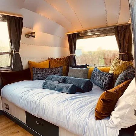 Ferienwohnung Vintage 1962 Airstream Oxford Exterior foto
