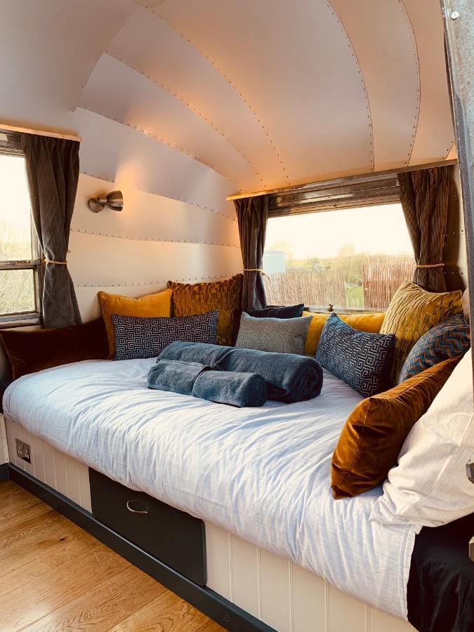 Vintage 1962 Airstream Apartment Oxford